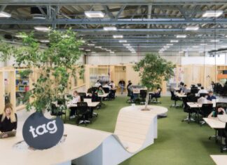 AI e lavoro, suggerimenti sul tema Sara Bonfioli, Chief Revenue Officer e Academy Director di Talent Garden, spiega l'influenza dell'AI sul mondo del lavoro e della formazione
